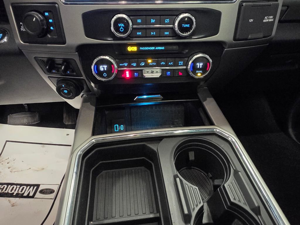 Used 2022 Ford F250 Lariat w/ Black Appearance Package image 18