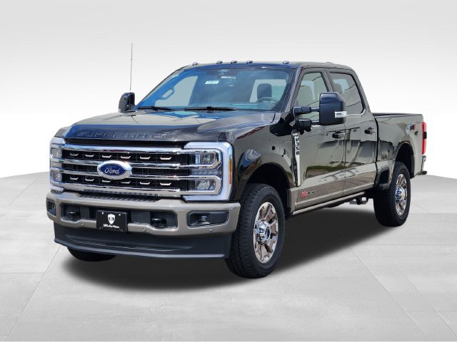New 2026 Ford F350 King Ranch w/ FX4 Off-Road Package AWD/4WD image 3