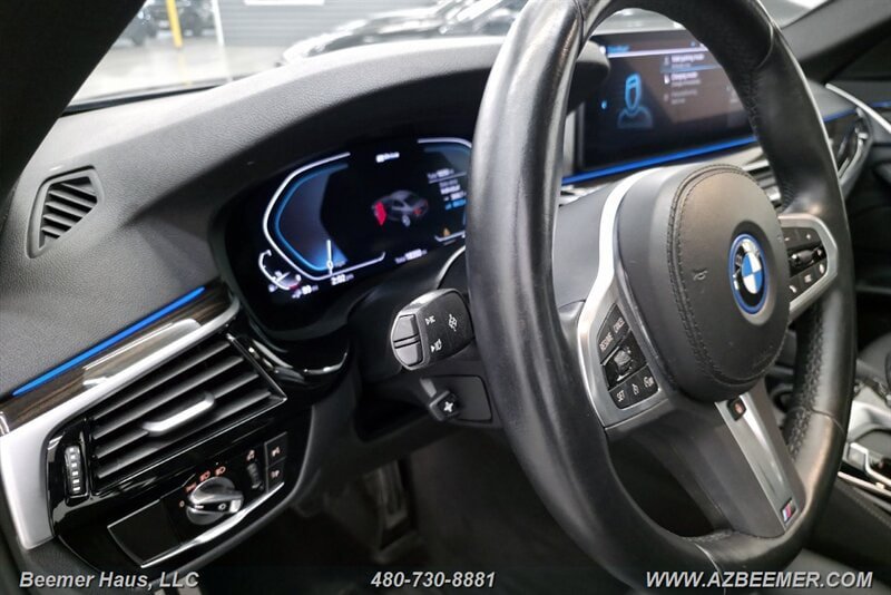 Used 2023 BMW 530e w/ M Sport Package RWD image 23