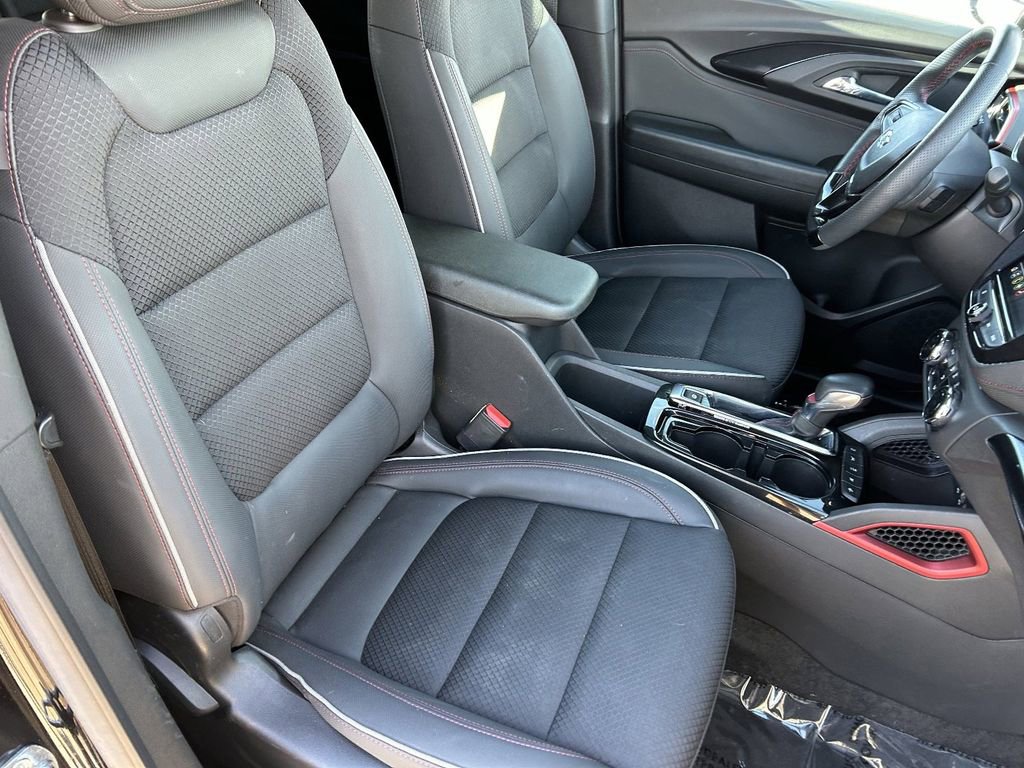 Used 2023 Chevrolet TrailBlazer RS w/ Convenience Package image 10