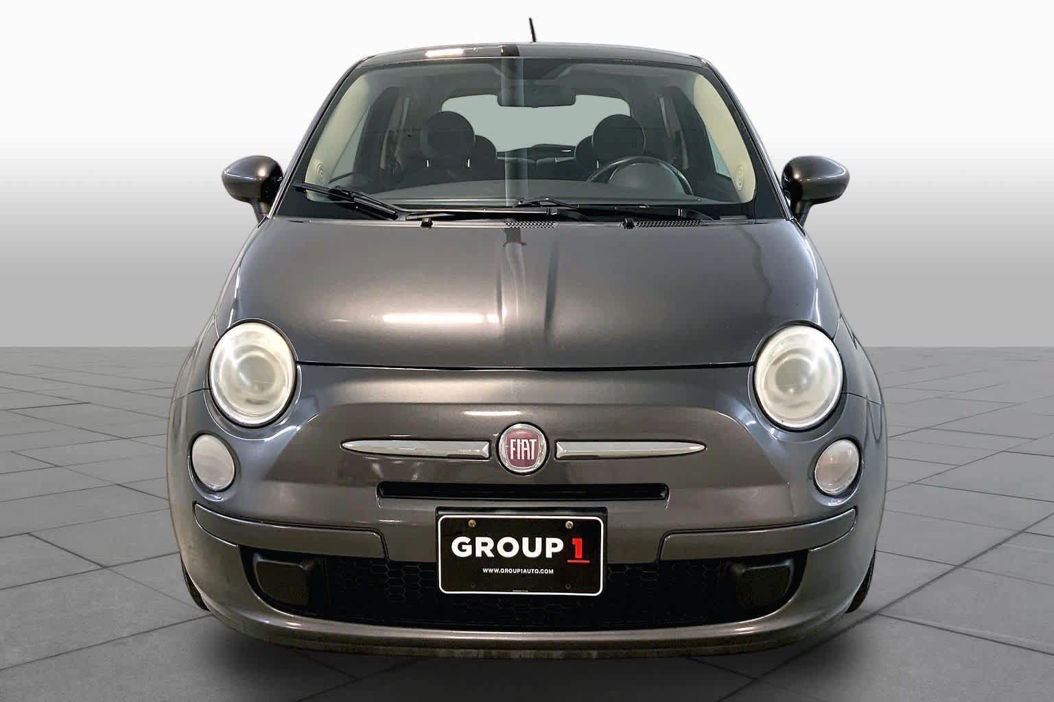 Used 2015 FIAT 500 Pop FWD image 3