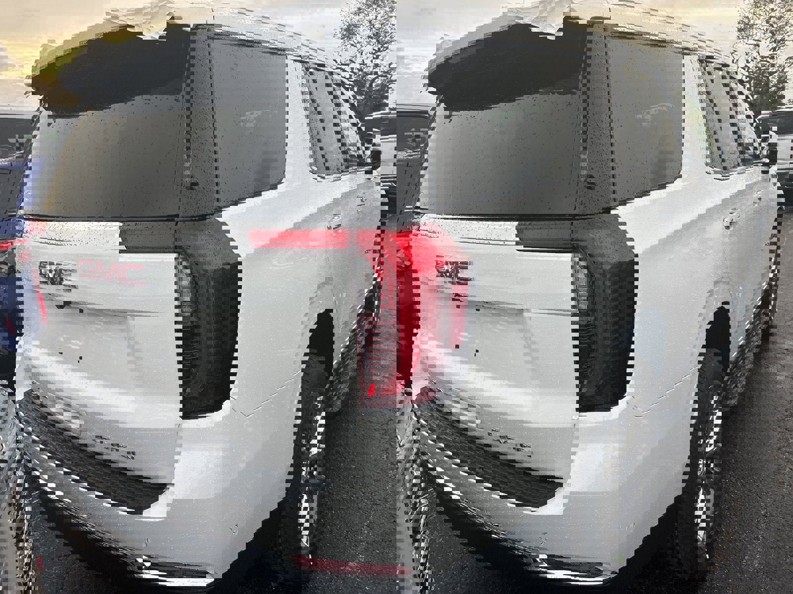 New 2026 GMC Yukon Elevation image 4