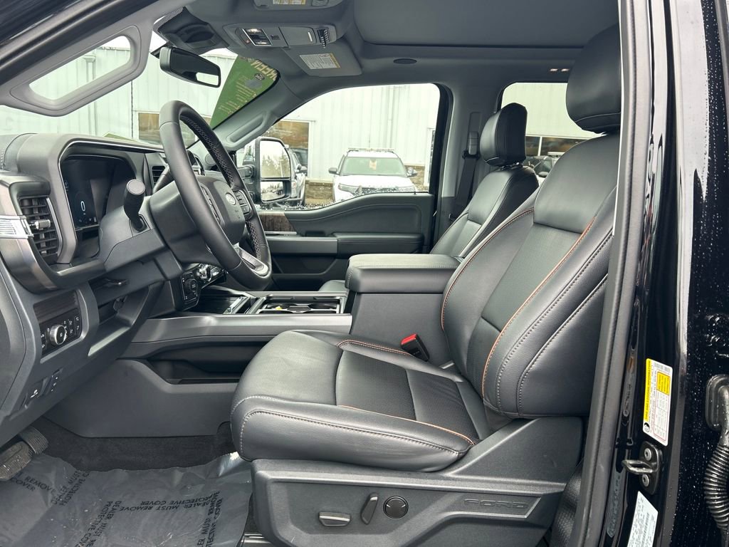 Used 2026 Ford F350 Lariat w/ Lariat Ultimate Package image 5