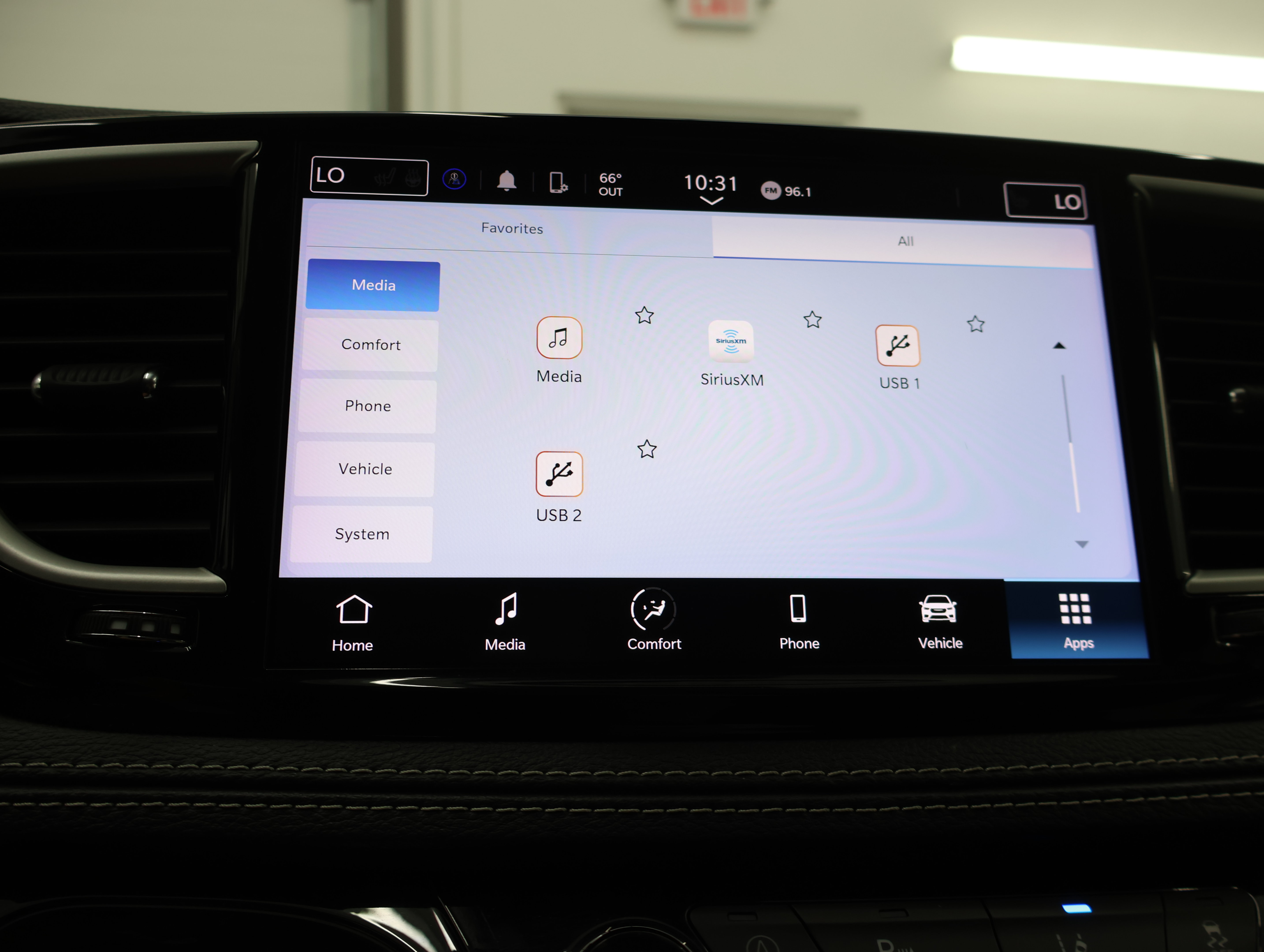 Used 2024 Chrysler Pacifica Touring-L FWD image 51