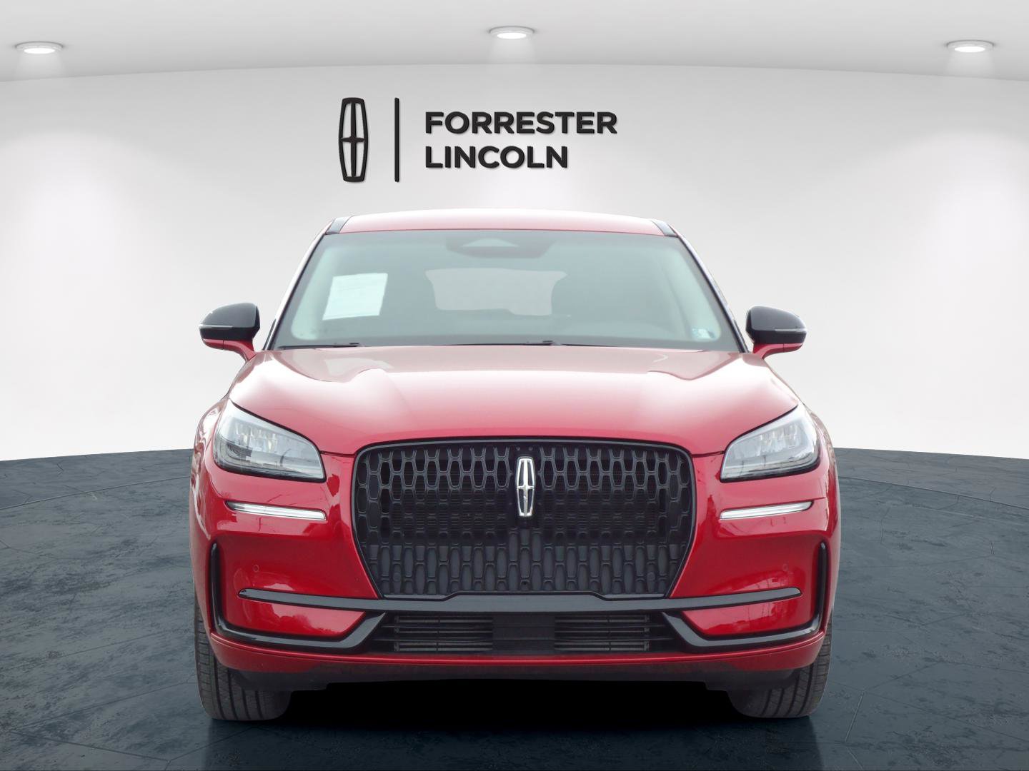 Used 2025 Lincoln Corsair AWD w/ Equipment Group 101A image 8