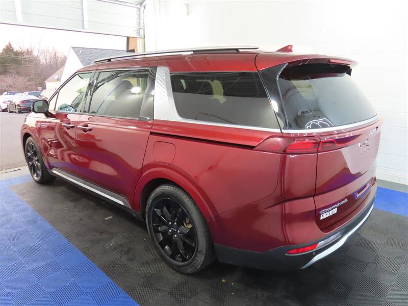 Used 2022 Kia Carnival SX Prestige image 10