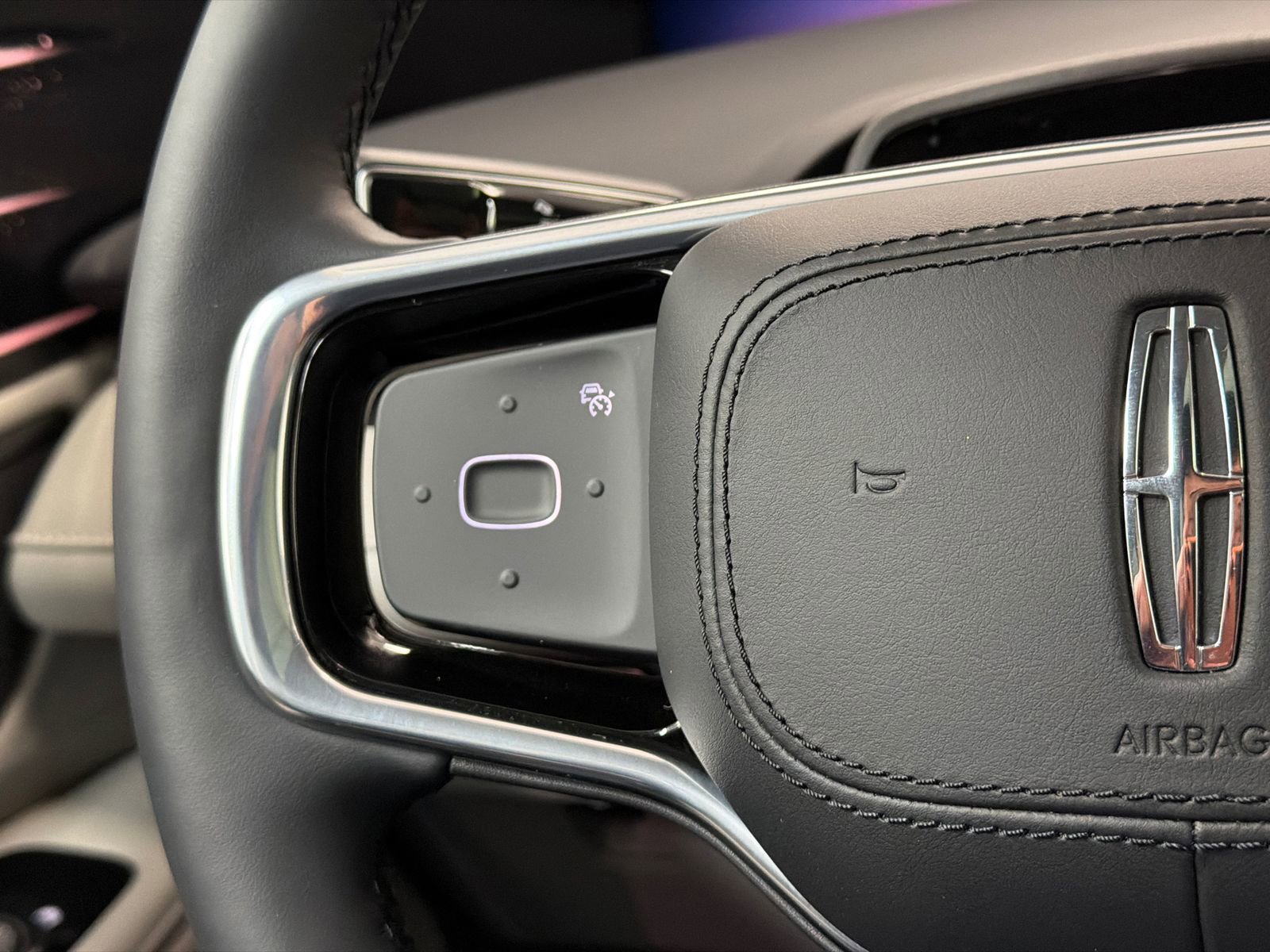 New 2026 Lincoln Nautilus Reserve AWD/4WD image 23
