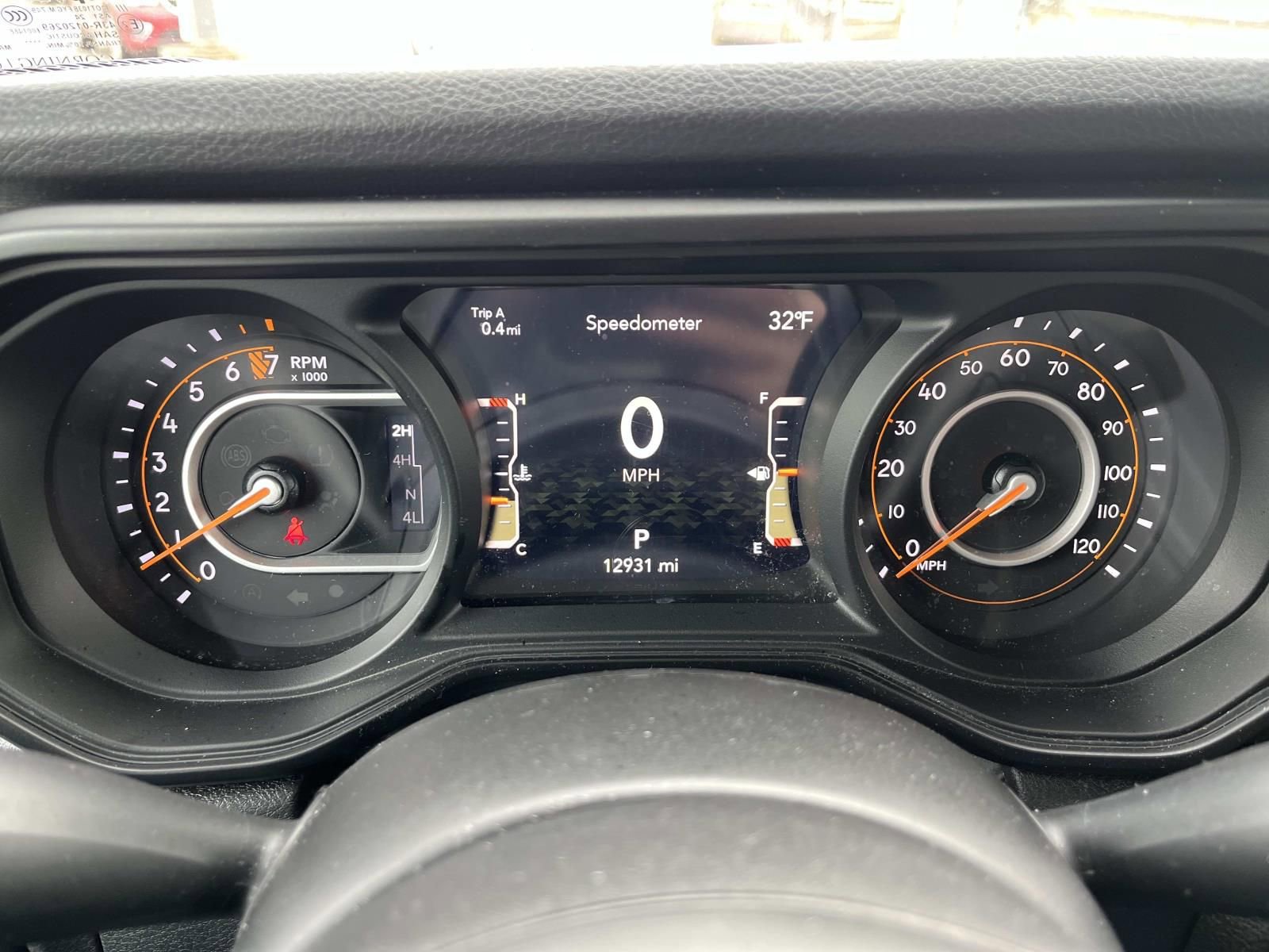 Used 2024 Jeep Gladiator Sport AWD/4WD image 33