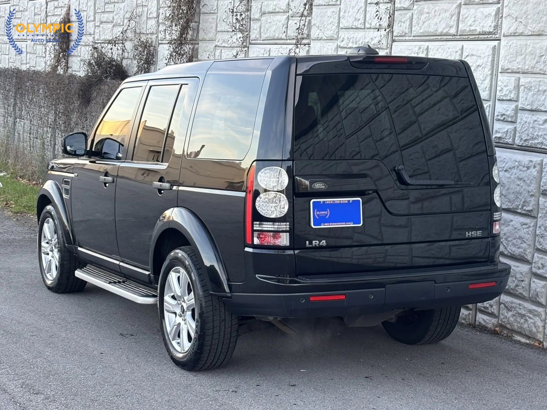 Used 2016 Land Rover LR4 HSE AWD/4WD image 4