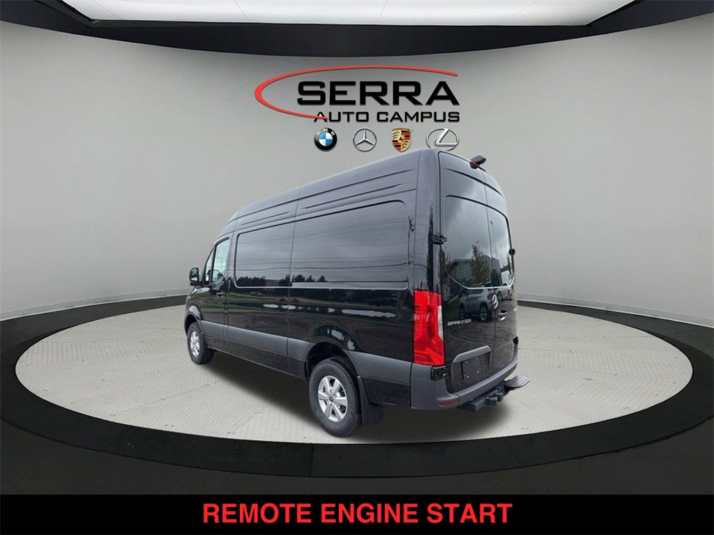 Used 2025 Mercedes-Benz Sprinter 2500 image 11
