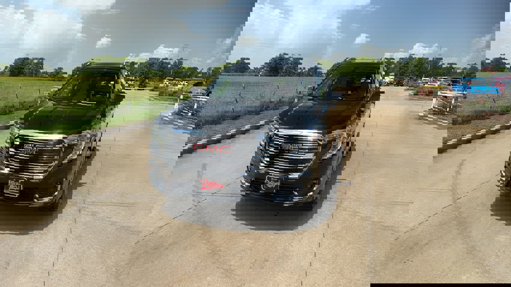 Used 2023 GMC Terrain SLT image 3