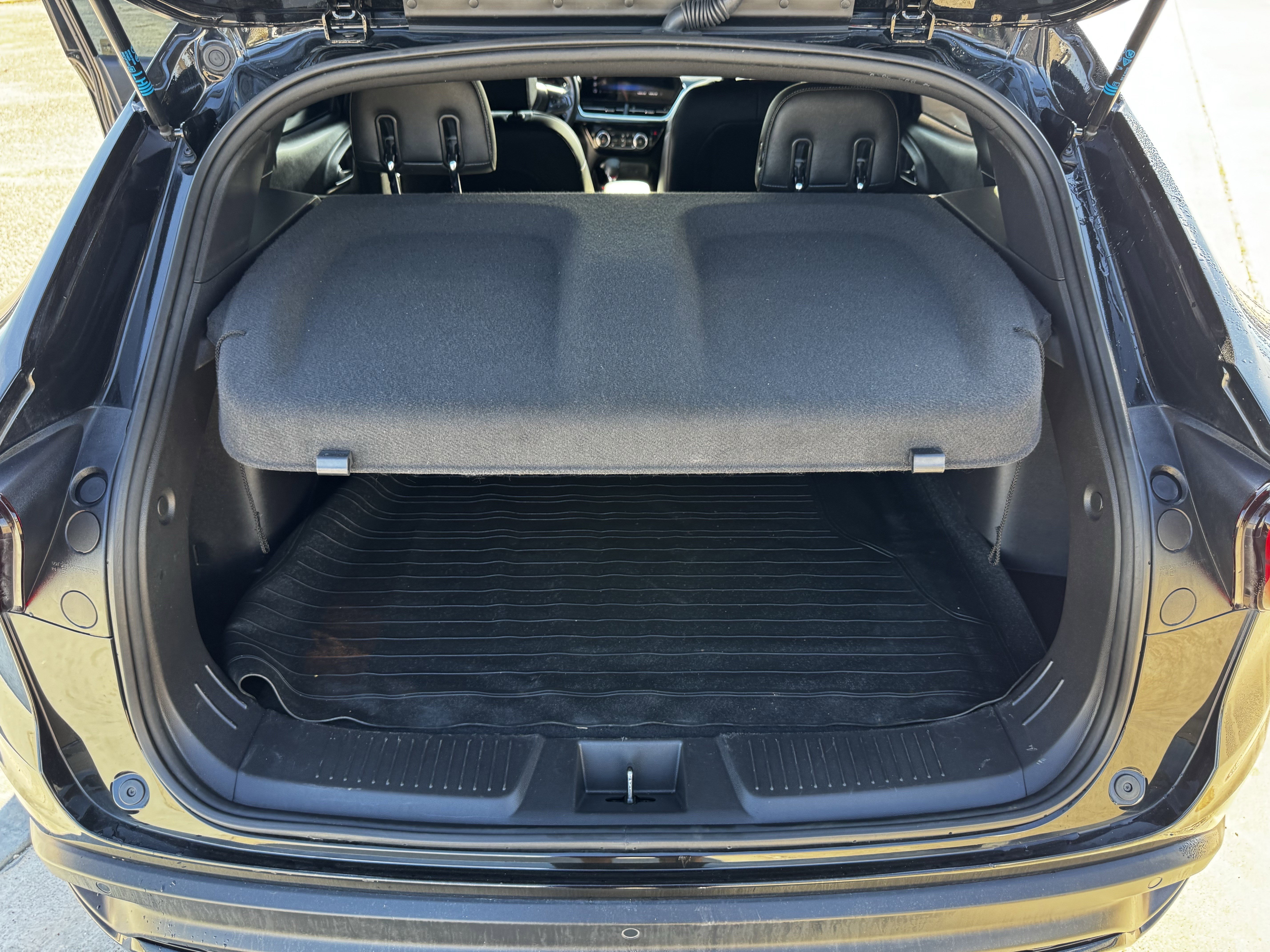 Used 2025 Chevrolet Trax RS w/ Driver Confidence Package image 30