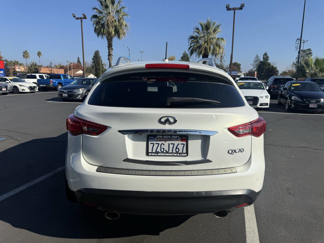 Used 2014 INFINITI QX70 AWD w/ Premium Package image 4