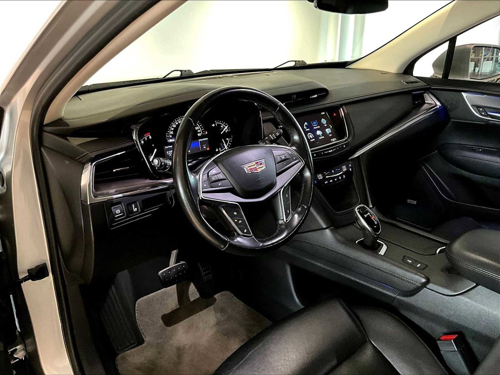 Used 2018 Cadillac XT5 Premium Luxury image 7