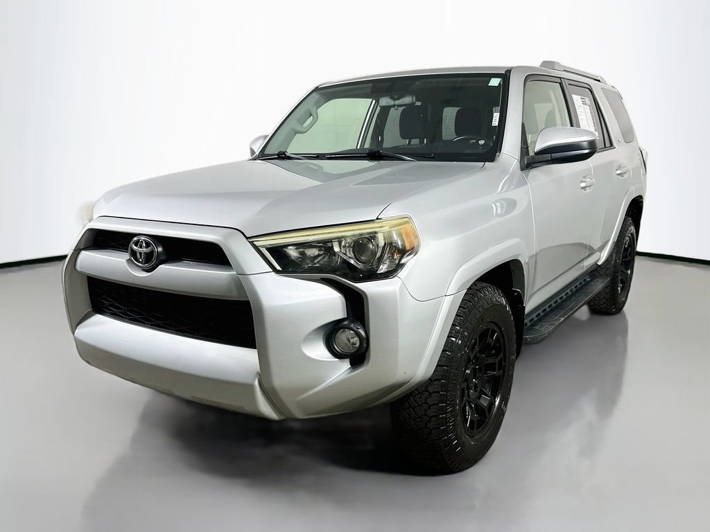 Used 2016 Toyota 4Runner SR5 RWD image 3