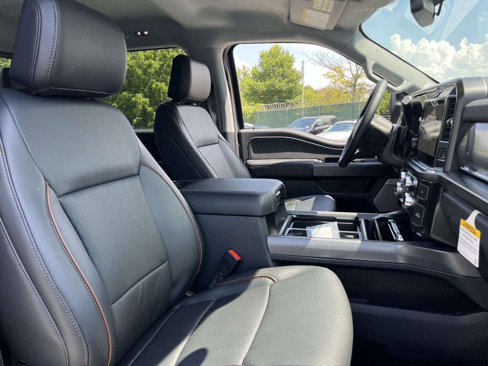 New 2026 Ford F250 Lariat w/ Lariat Premium Package AWD/4WD image 26