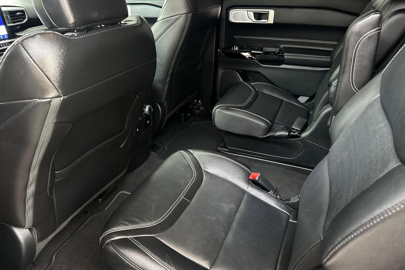 Certified 2022 Ford Explorer ST w/ Equipment Group 401A image 11