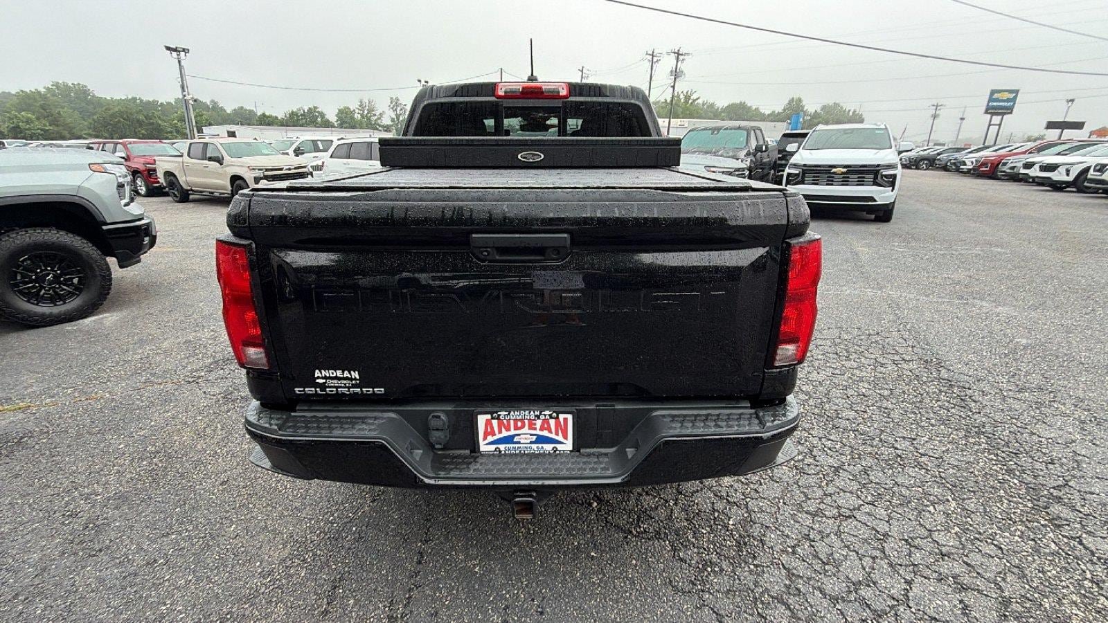 Used 2023 Chevrolet Colorado Z71 w/ Z71 Convenience Package 2 AWD/4WD image 10