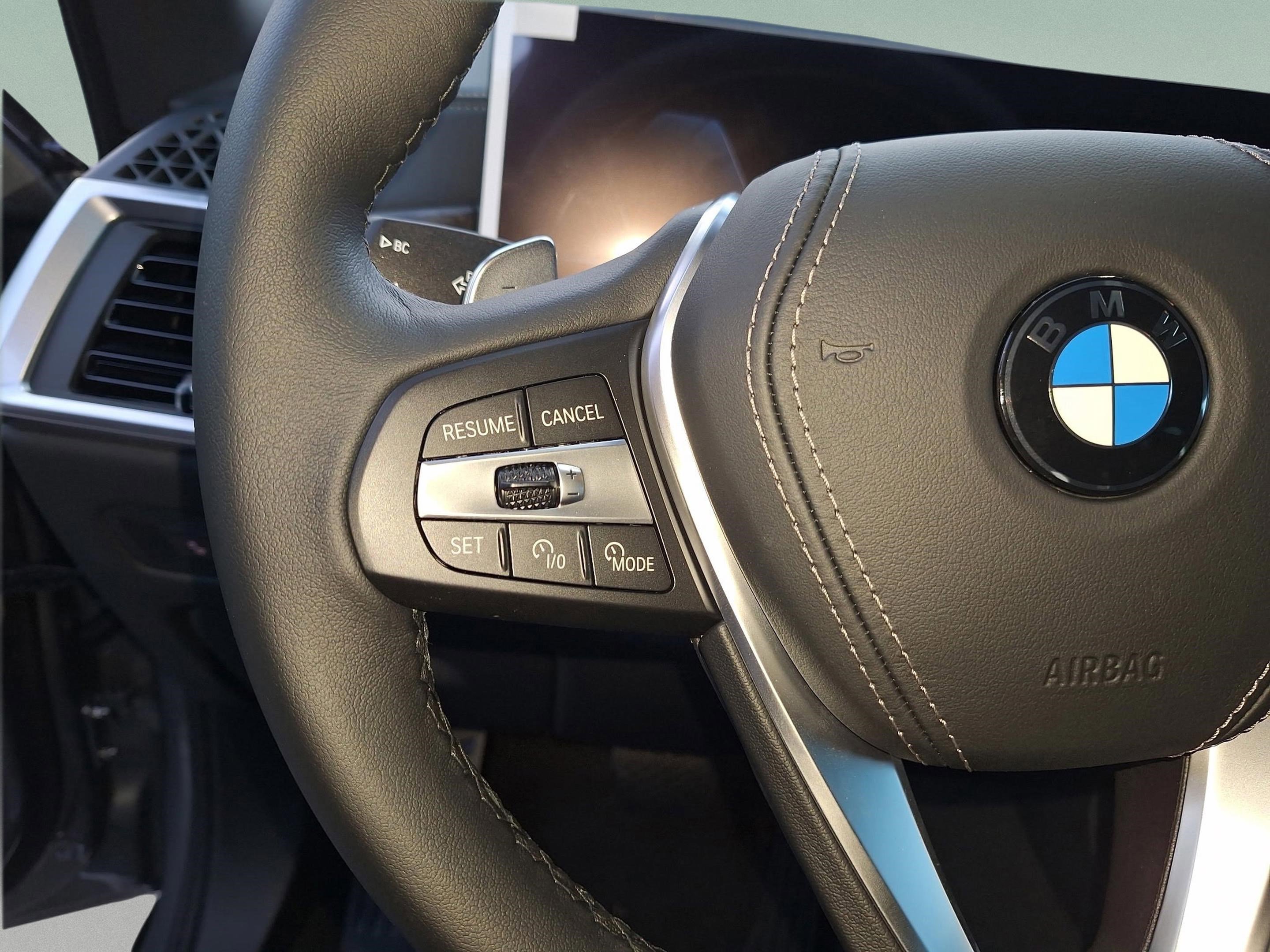 Used 2026 BMW X5 xDrive40i w/ Premium Package AWD/4WD image 13