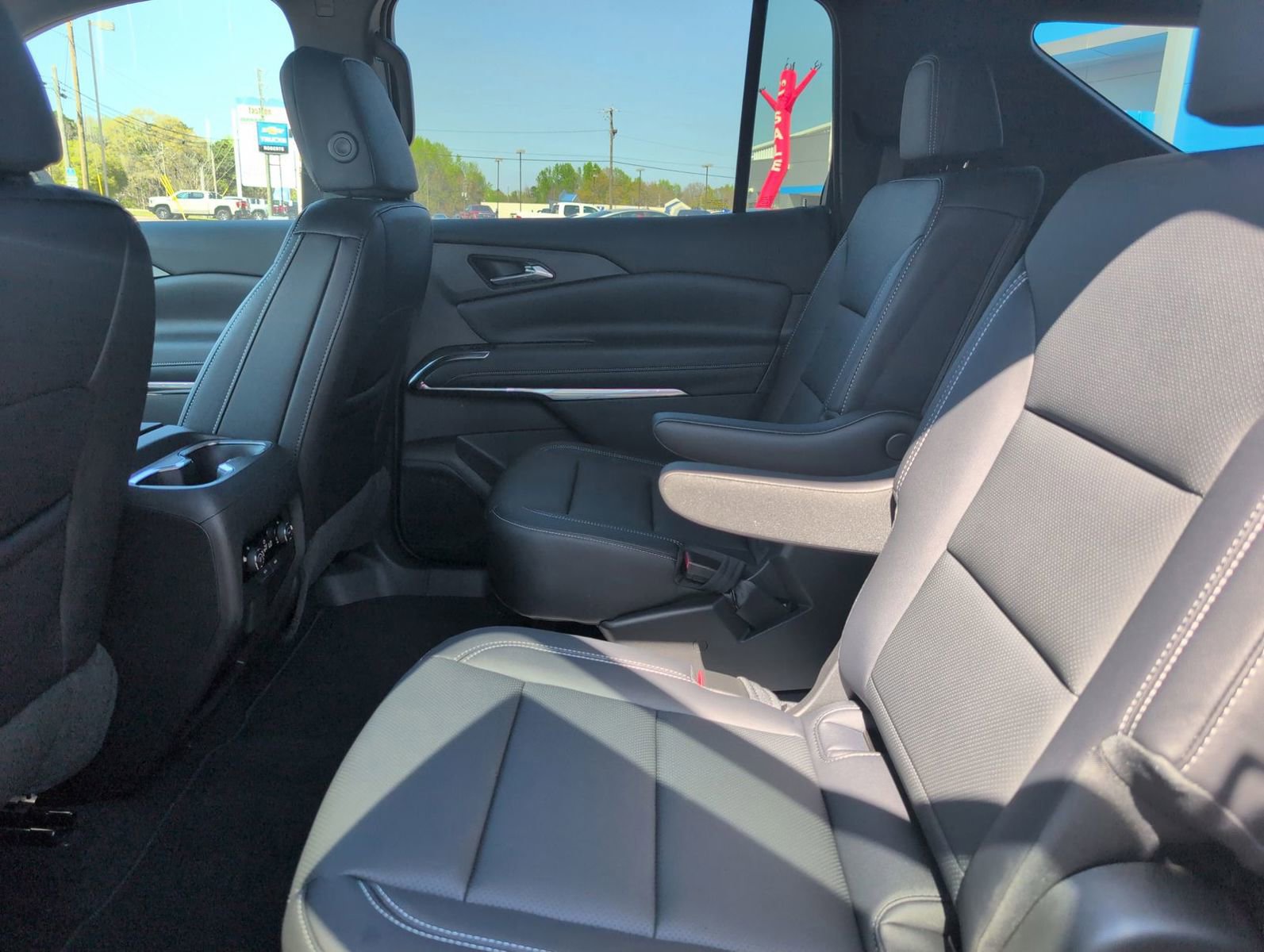 New 2026 Chevrolet Traverse LT w/ Sun and Wheel Package image 33