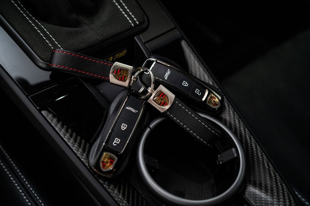 Used 2025 Porsche 911 GT3 RS RWD image 42