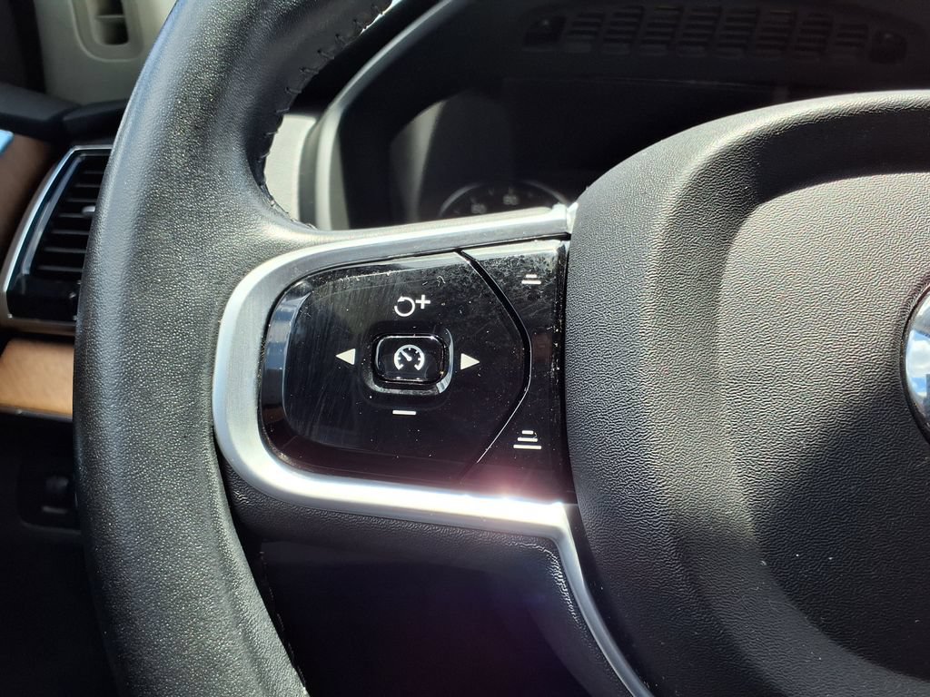 Used 2021 Volvo XC90 T6 Momentum w/ Advanced Package AWD/4WD image 22