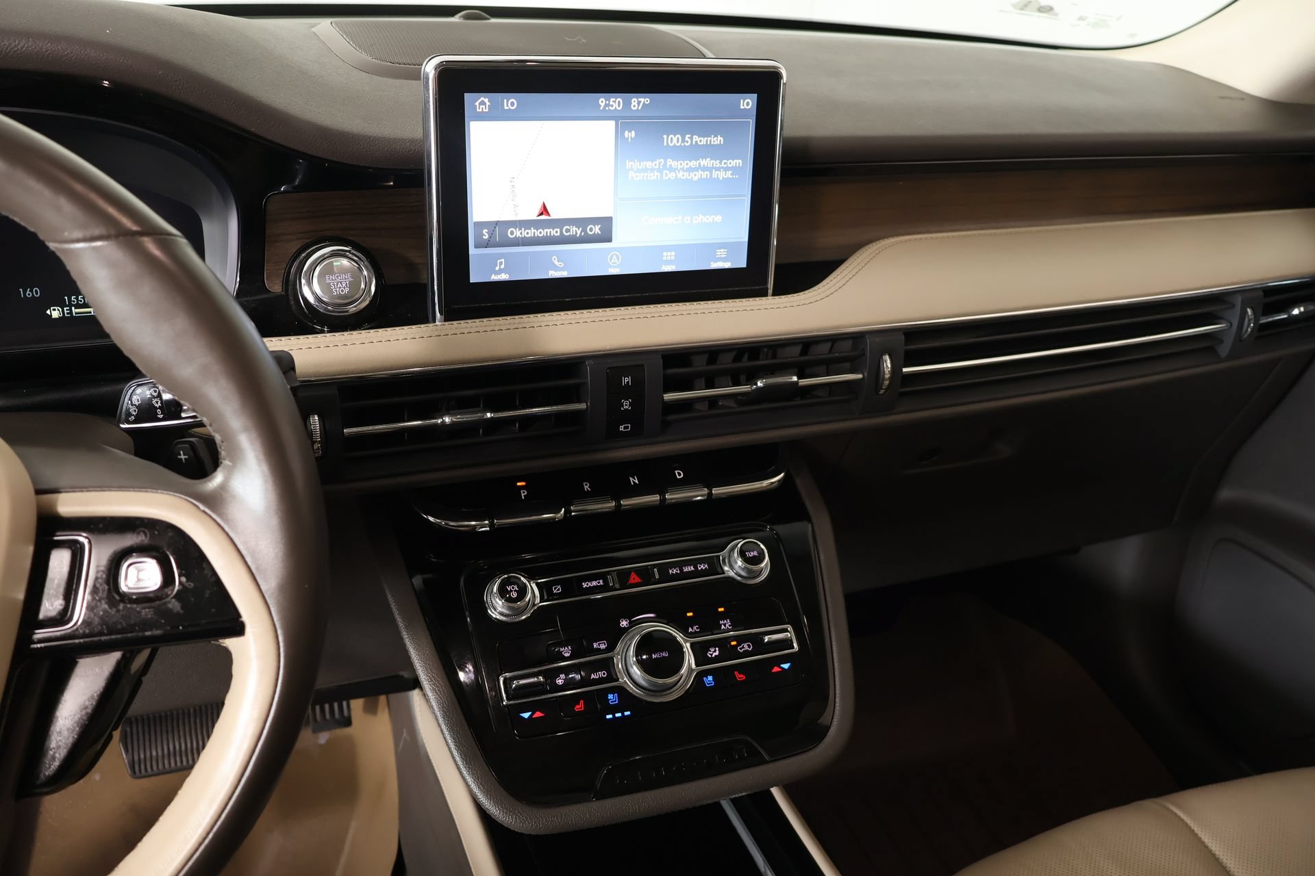 Used 2021 Lincoln Corsair Reserve w/ Elements Package FWD image 5