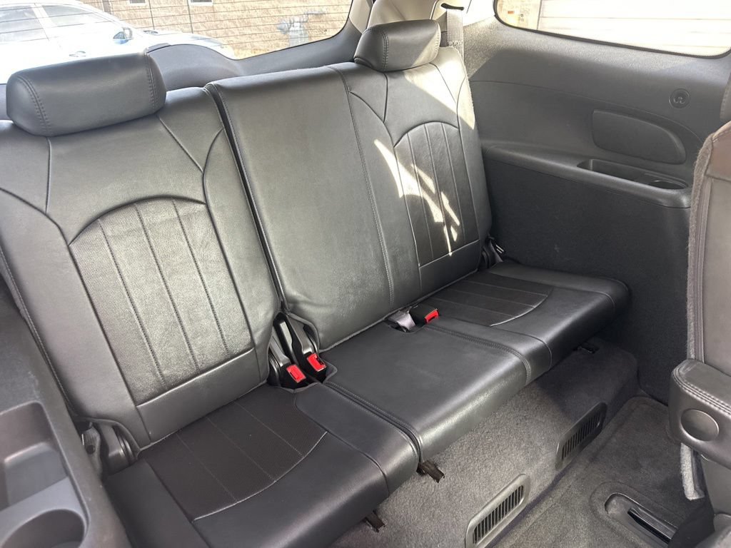 Used 2012 Buick Enclave Leather AWD/4WD image 27