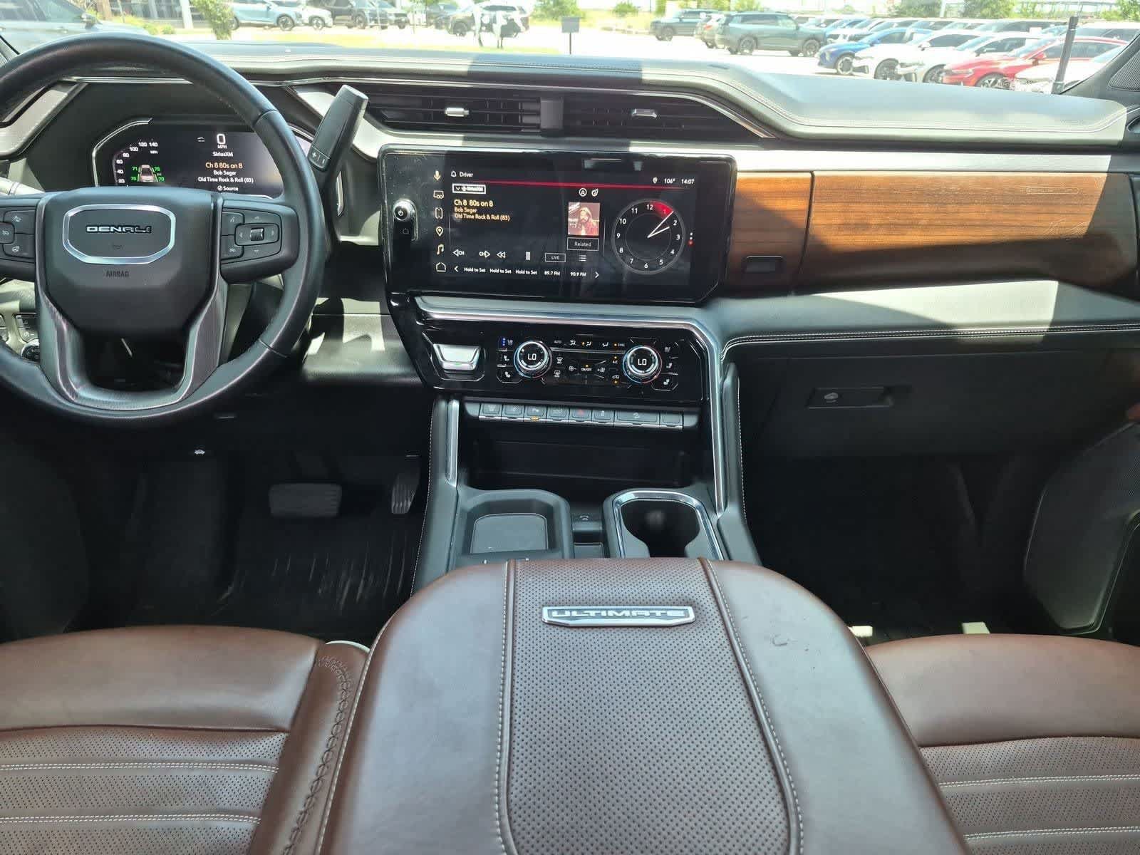 Used 2025 GMC Sierra 2500 Denali Ultimate AWD/4WD image 15
