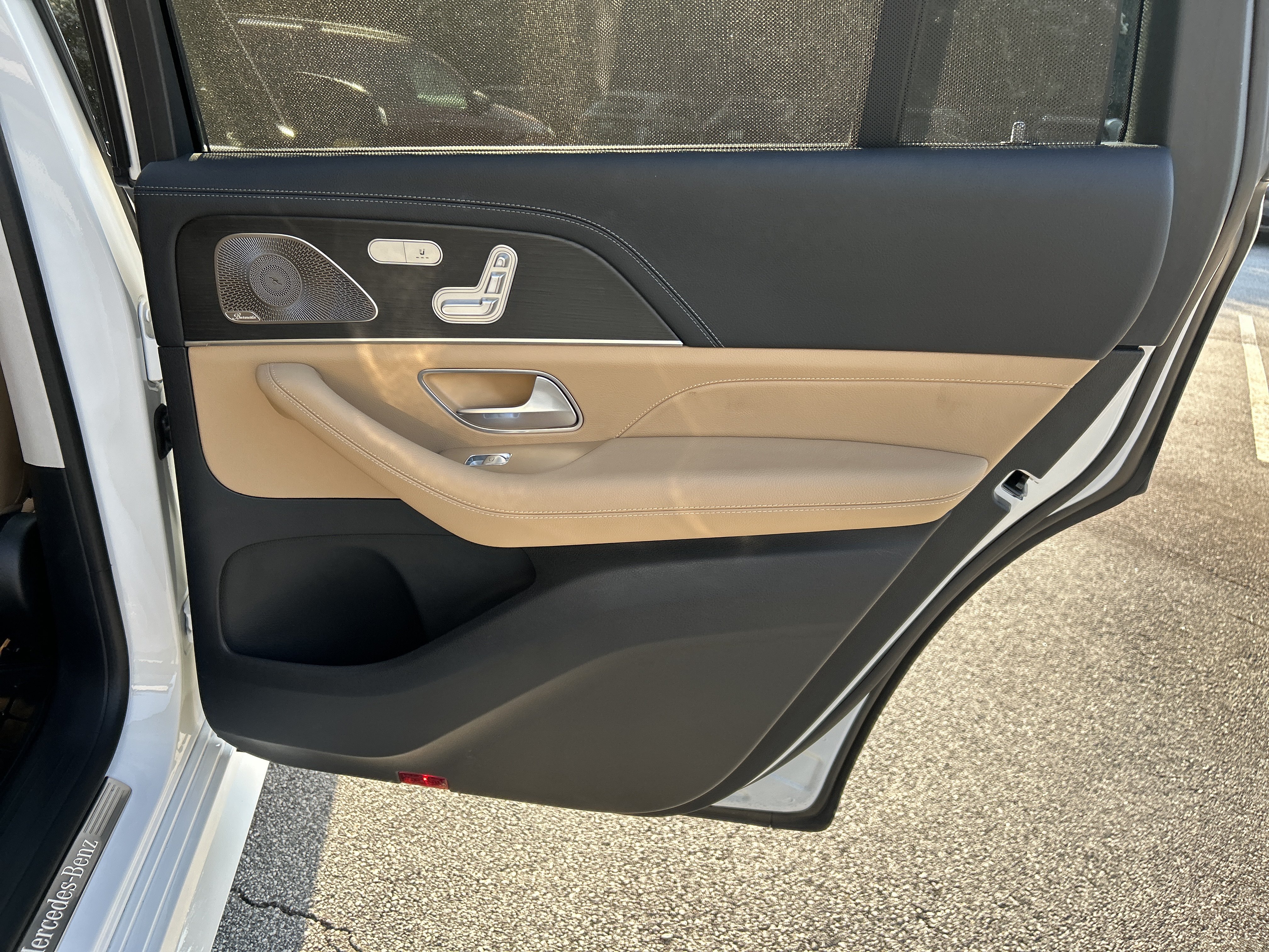Certified 2024 Mercedes-Benz GLS 450 4MATIC image 46