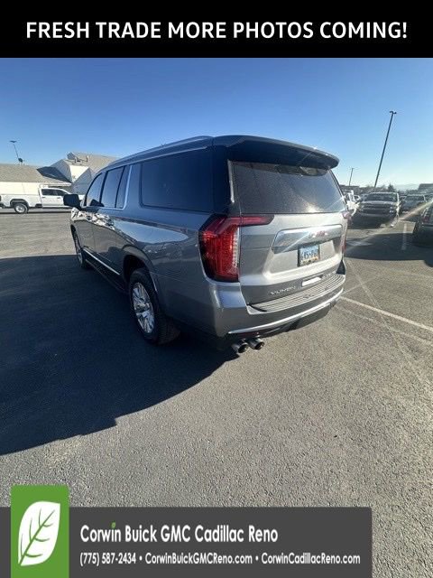 Used 2022 GMC Yukon XL Denali image 4
