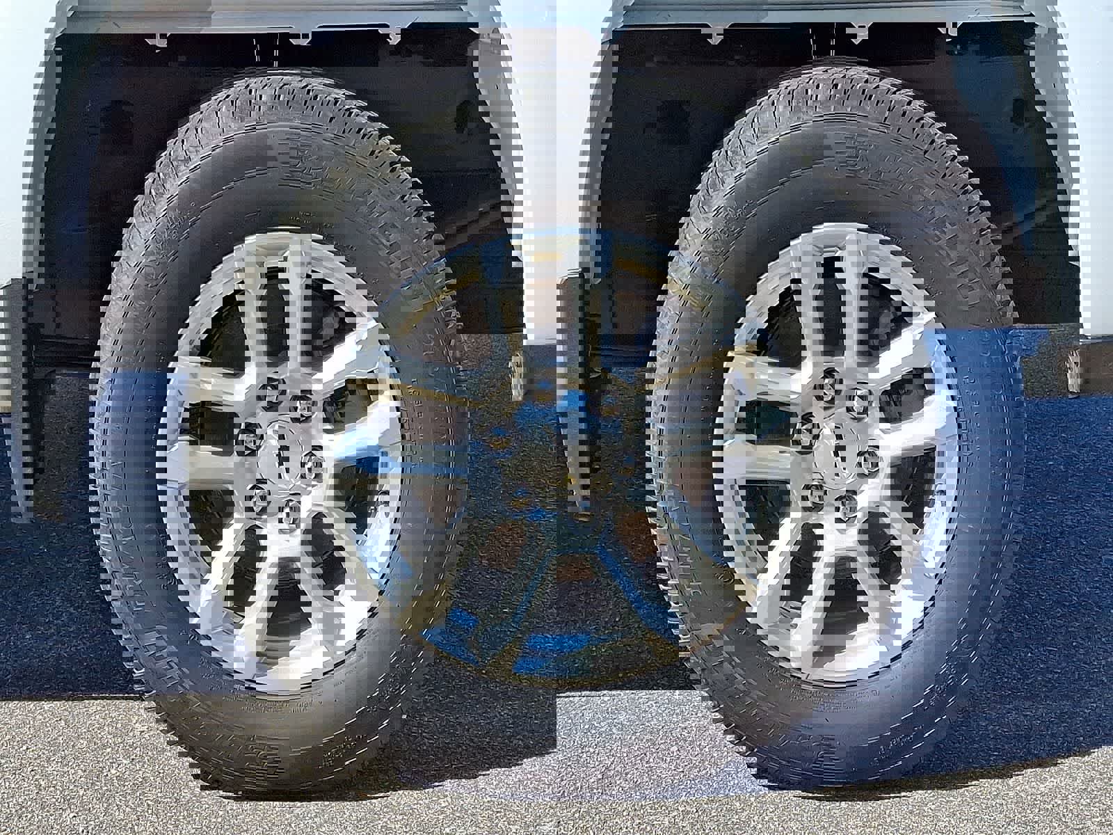 Used 2023 Chevrolet Silverado 1500 RST image 37