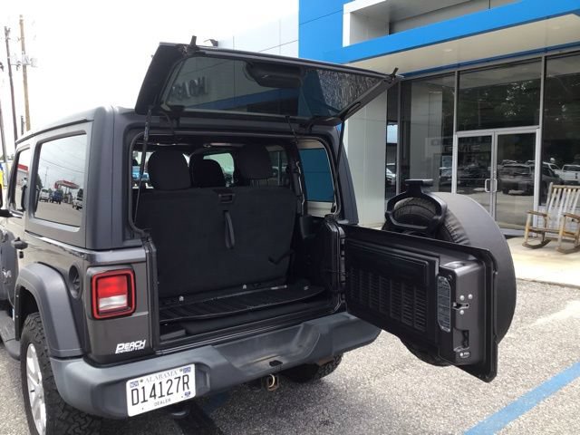 Used 2021 Jeep Wrangler Sport AWD/4WD image 5