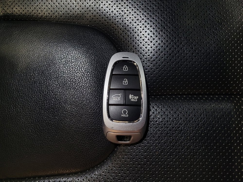 Used 2022 Hyundai Santa Fe SEL Premium w/ Cargo Package AWD/4WD image 32