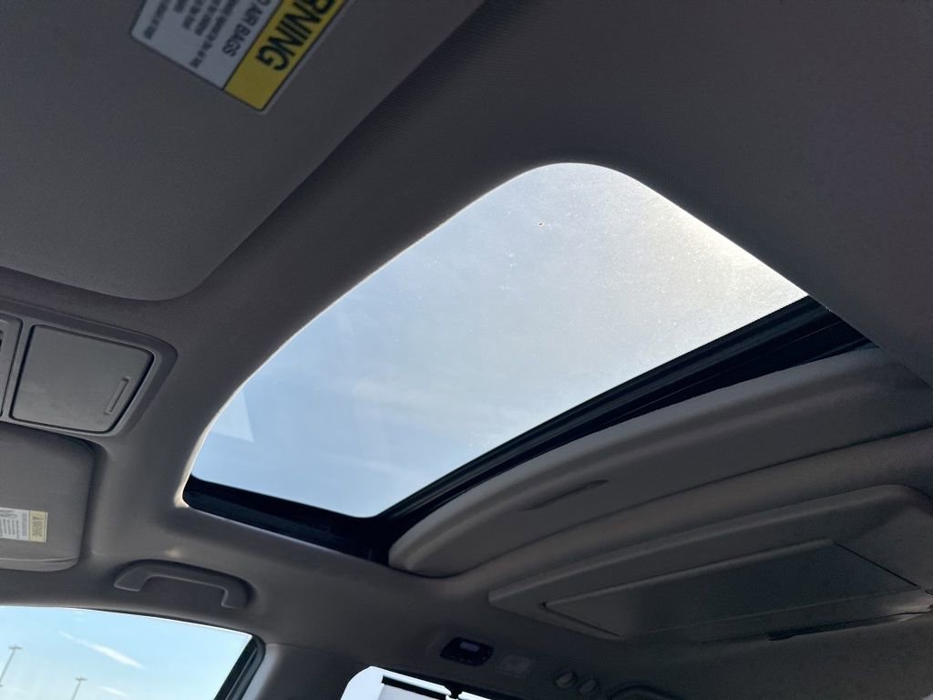 Used 2016 Honda Odyssey Touring image 6