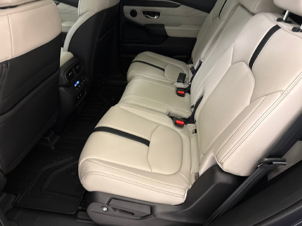 New 2026 Honda Pilot Touring image 18