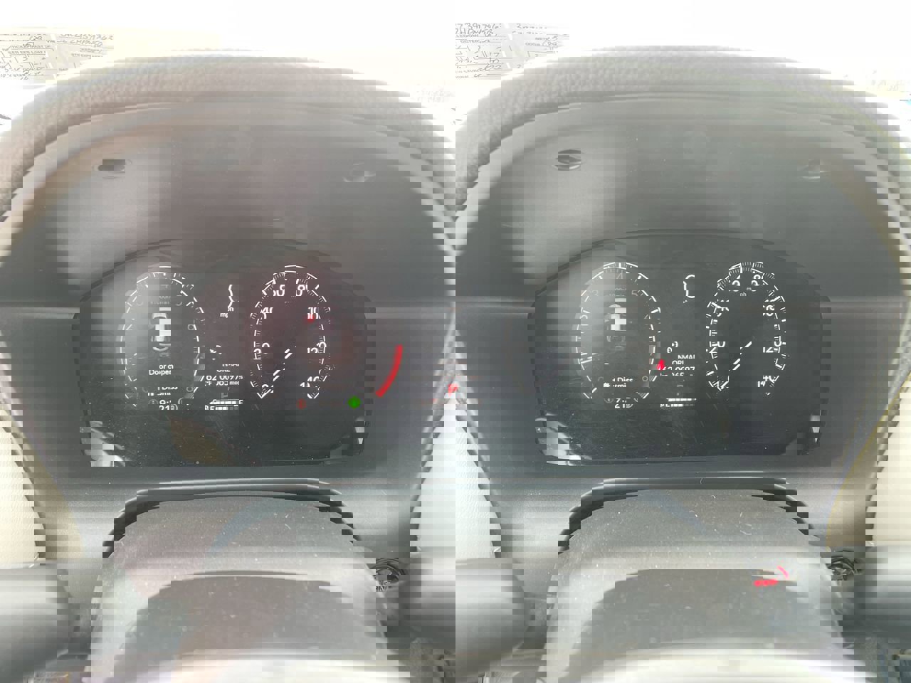 Used 2023 Honda HR-V LX image 15