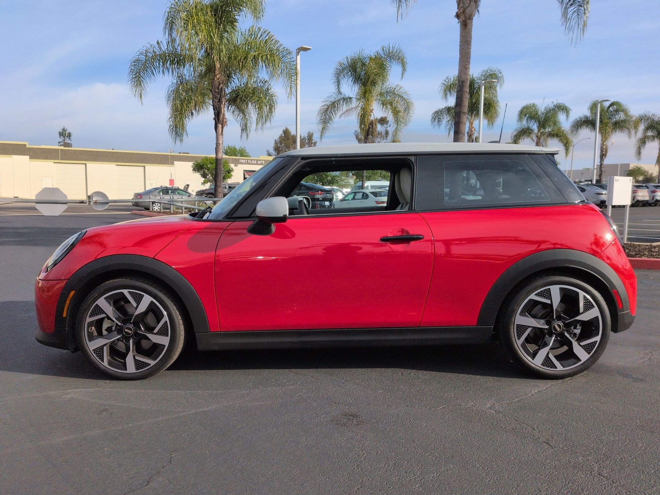 Used 2025 MINI Cooper S image 7