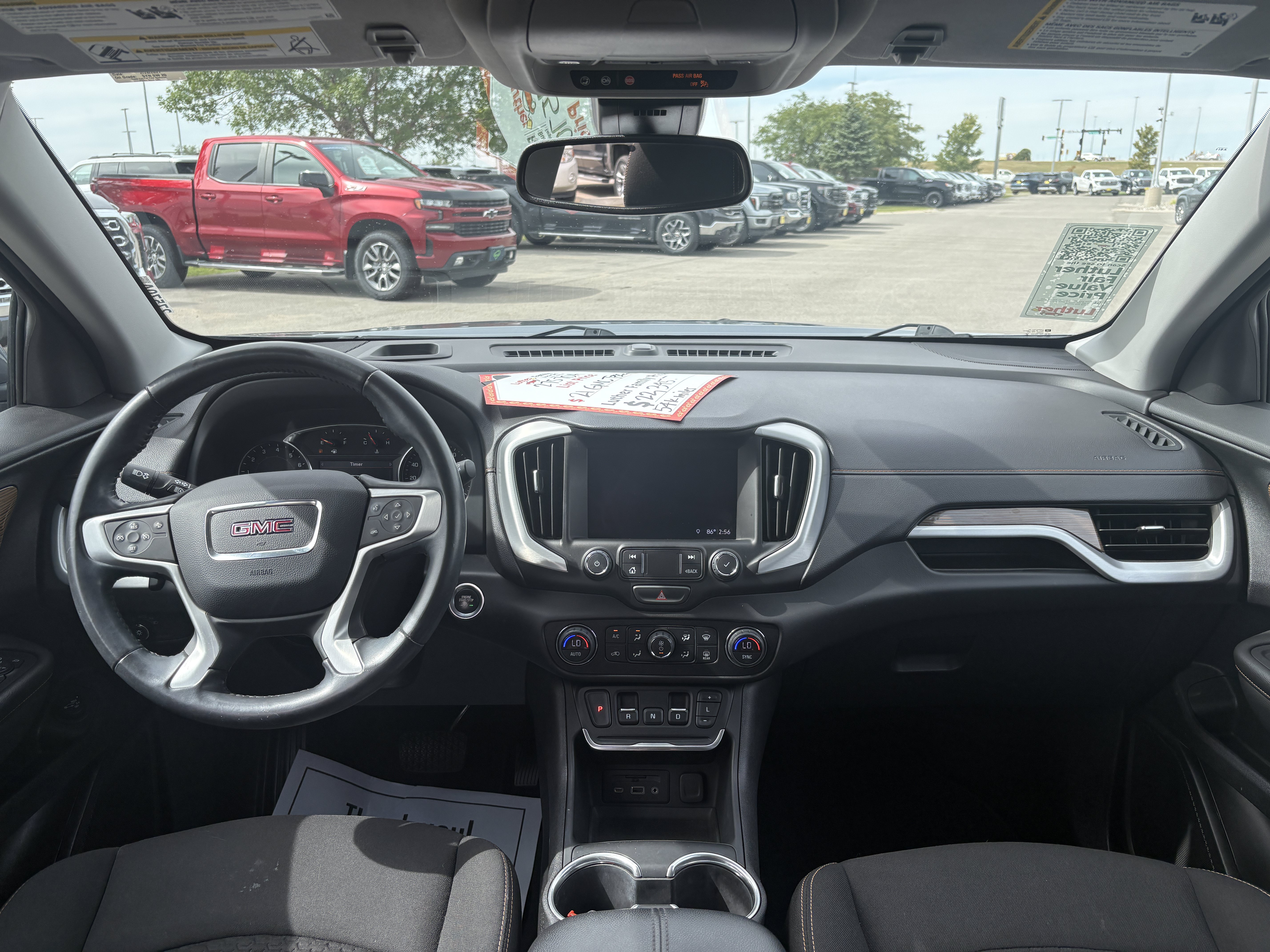 Used 2021 GMC Terrain SLE w/ Driver Convenience Package AWD/4WD image 10