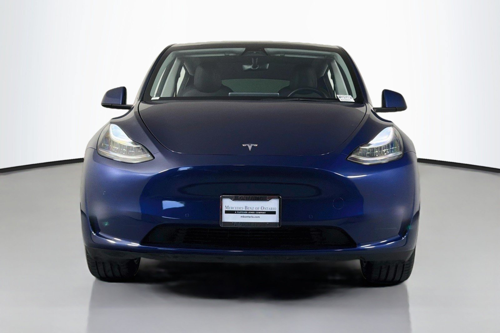 Used 2022 Tesla Model Y Long Range AWD/4WD image 3