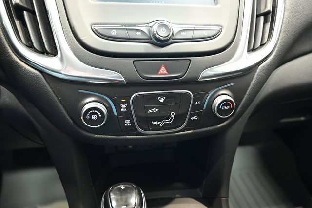 Used 2018 Chevrolet Equinox LT image 17