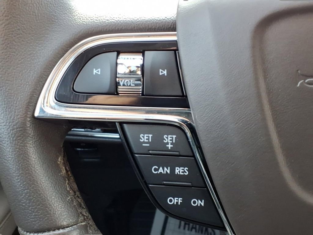 Certified 2023 Lincoln Nautilus FWD image 22