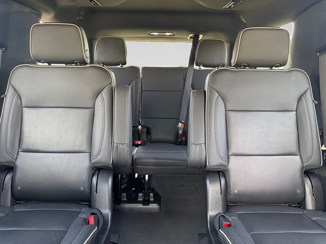 Used 2022 GMC Yukon SLT w/ SLT Premium Package AWD/4WD image 23