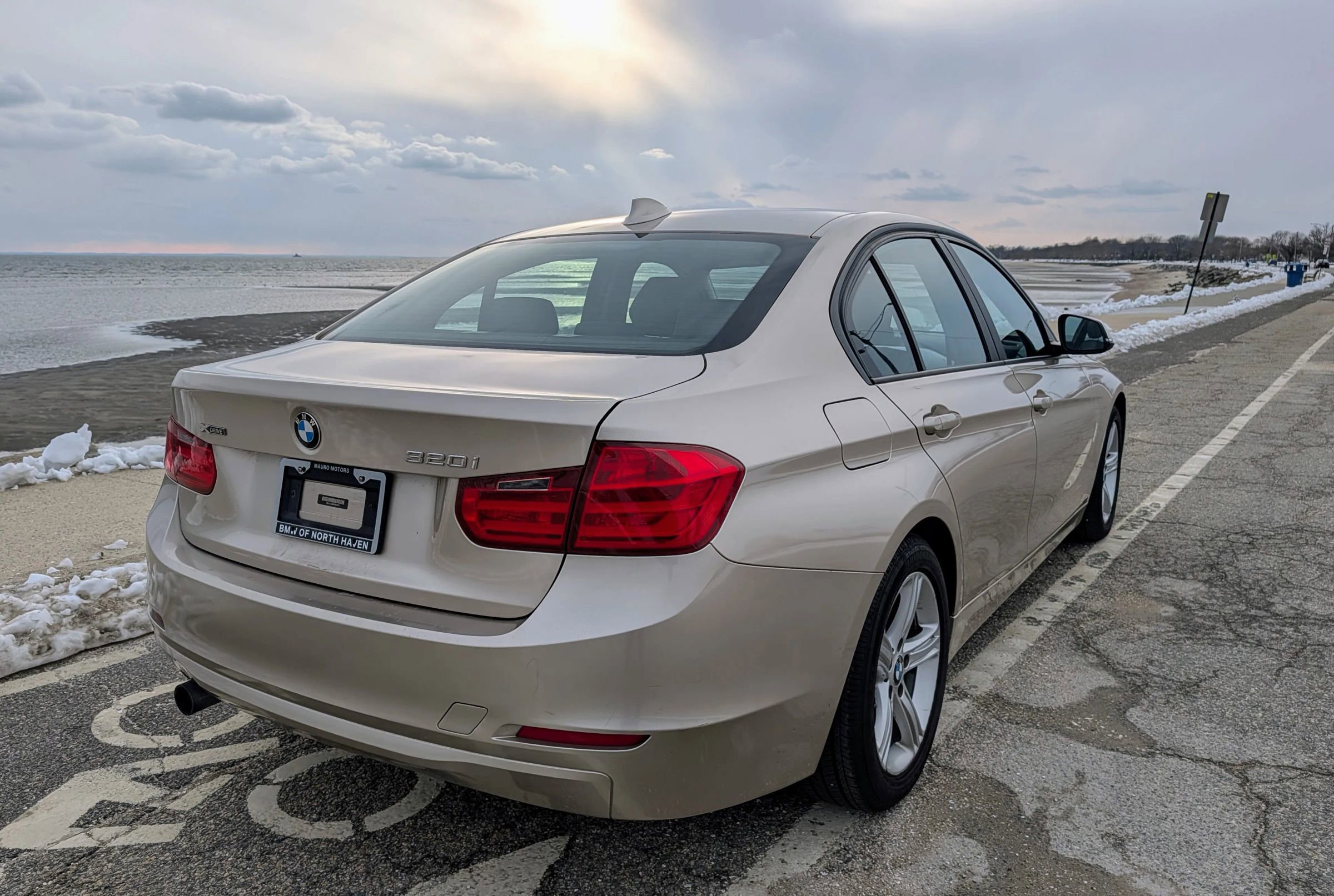 Used 2013 BMW 320i xDrive Sedan image 8