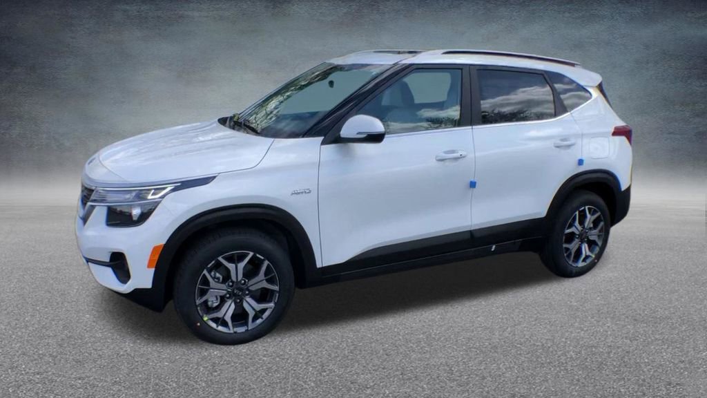 Used 2021 Kia Seltos EX image 10