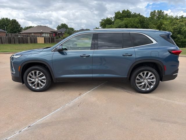 Used 2026 Buick Enclave Preferred AWD/4WD image 2