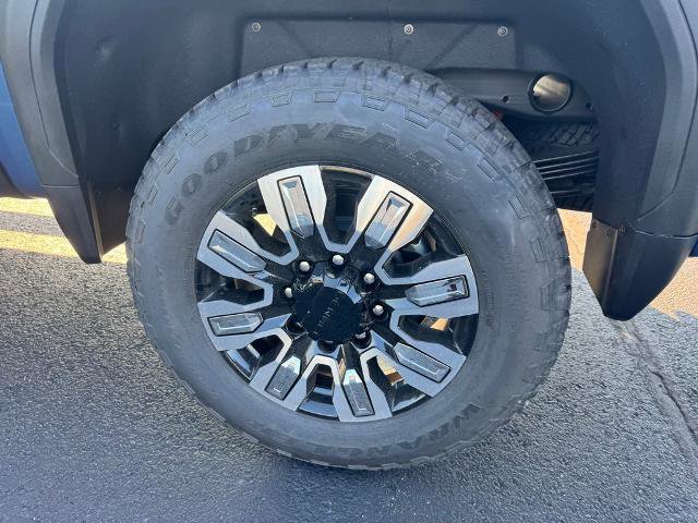 New 2025 GMC Sierra 2500 Denali w/ Denali Reserve Package image 10