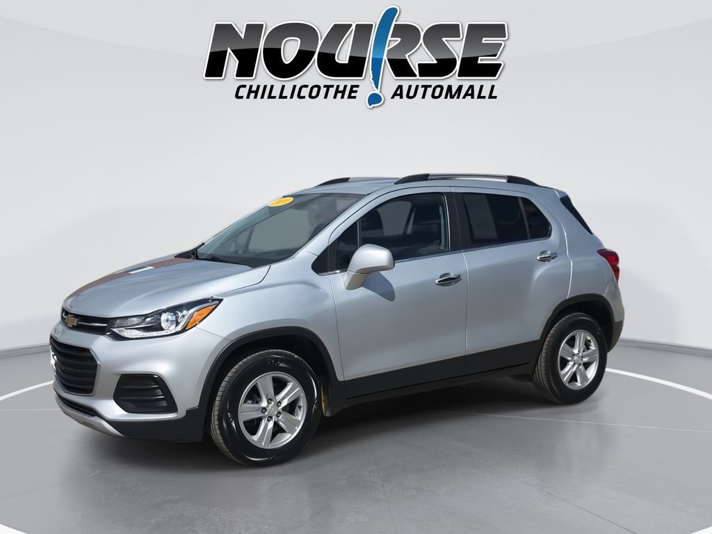 Used 2020 Chevrolet Trax LT w/ LT Convenience Package AWD/4WD image 4