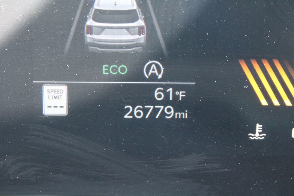 Certified 2024 Kia Sorento LX image 29