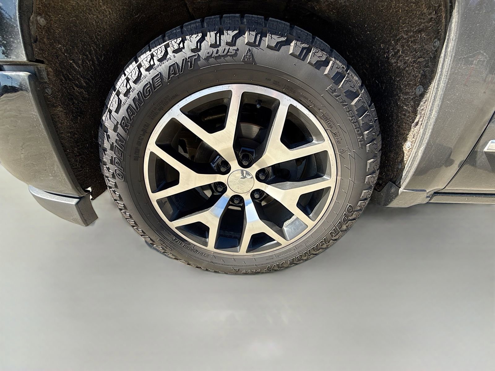 Used 2016 Chevrolet Silverado 1500 High Country image 10